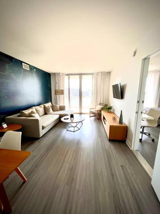 Luxury Condo Steps From Beach 할렌데일비치 외부 사진